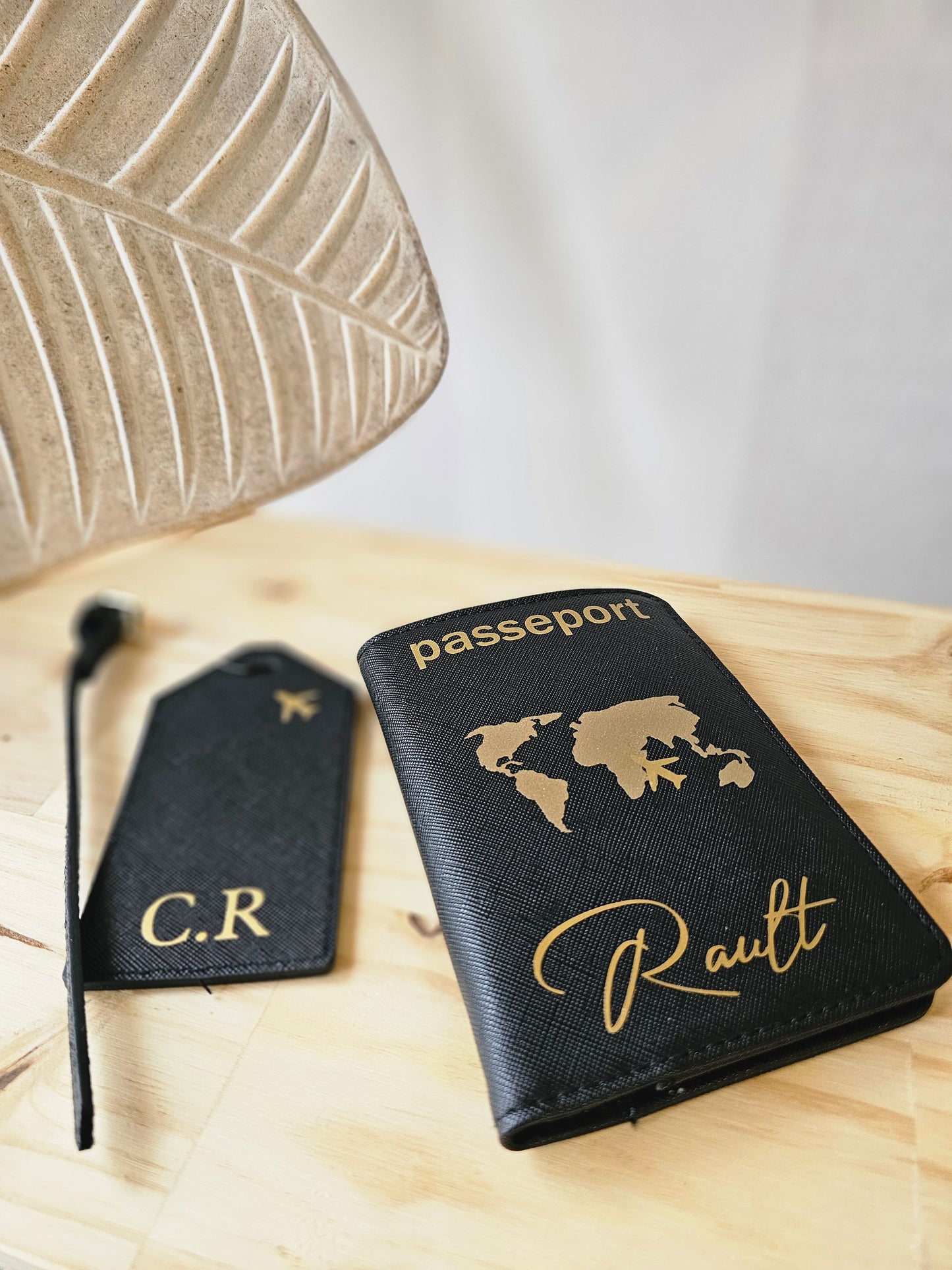 Protège passeport + Etiquette bagage