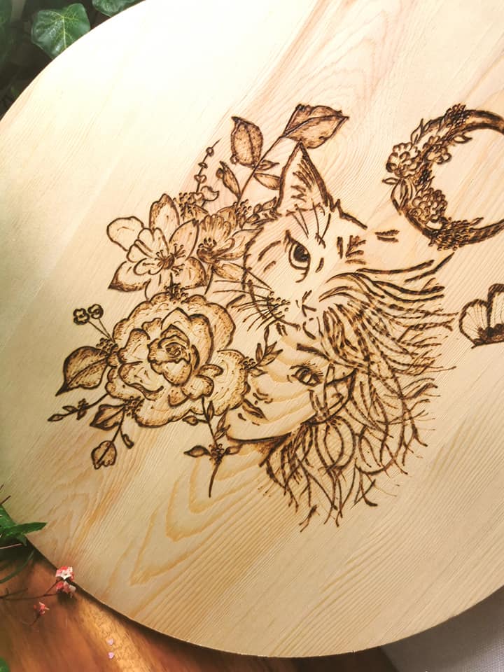 Mi femme Mi chat - Pyrogravure